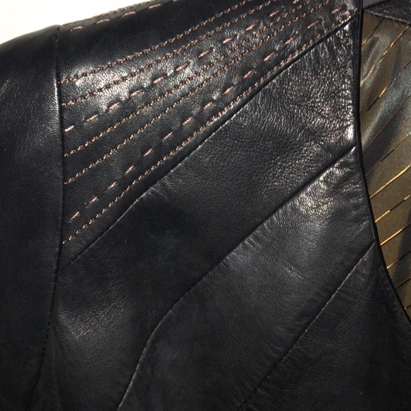 Gorgeous Buttery Soft Italian Leather Danier Jacket - Picture 3 of 6